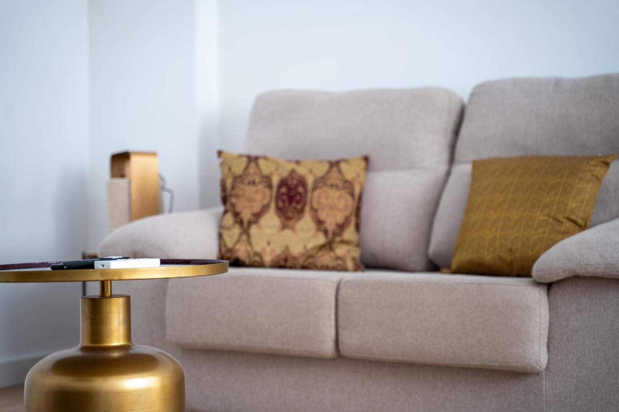 Apartamentos Gomerez 30 グラナダ エクステリア 写真