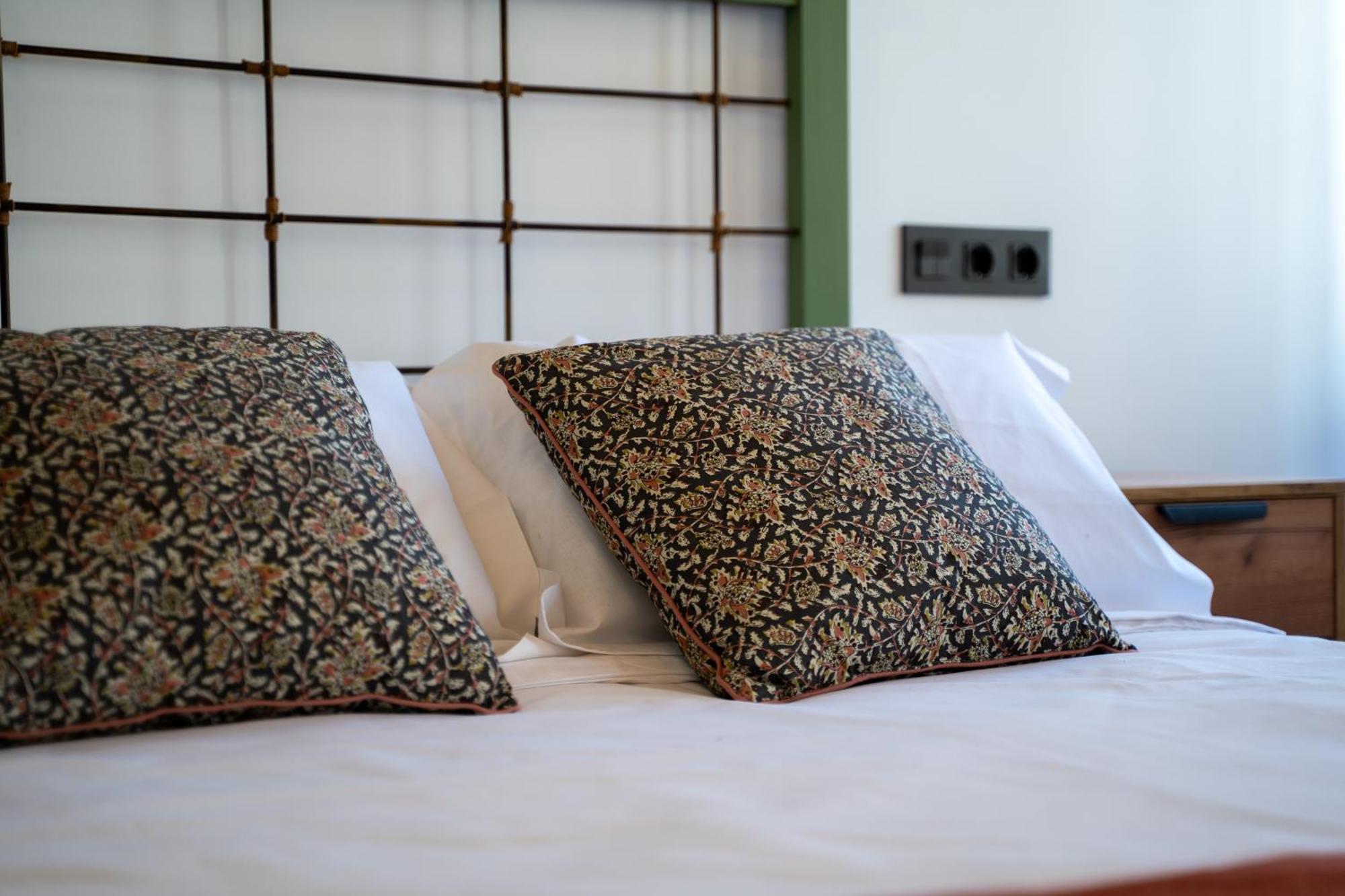 Apartamentos Gomerez 30 グラナダ エクステリア 写真